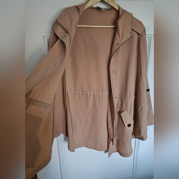 Nikki Jones Montreal tan full zip hooded poncho jacket‎ - Picture 6 of 12